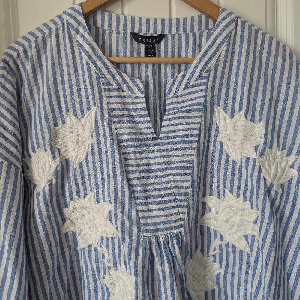 Blue and White Striped Cotton Embroidered Summer Tunic Size XL - Picture 3 of 7